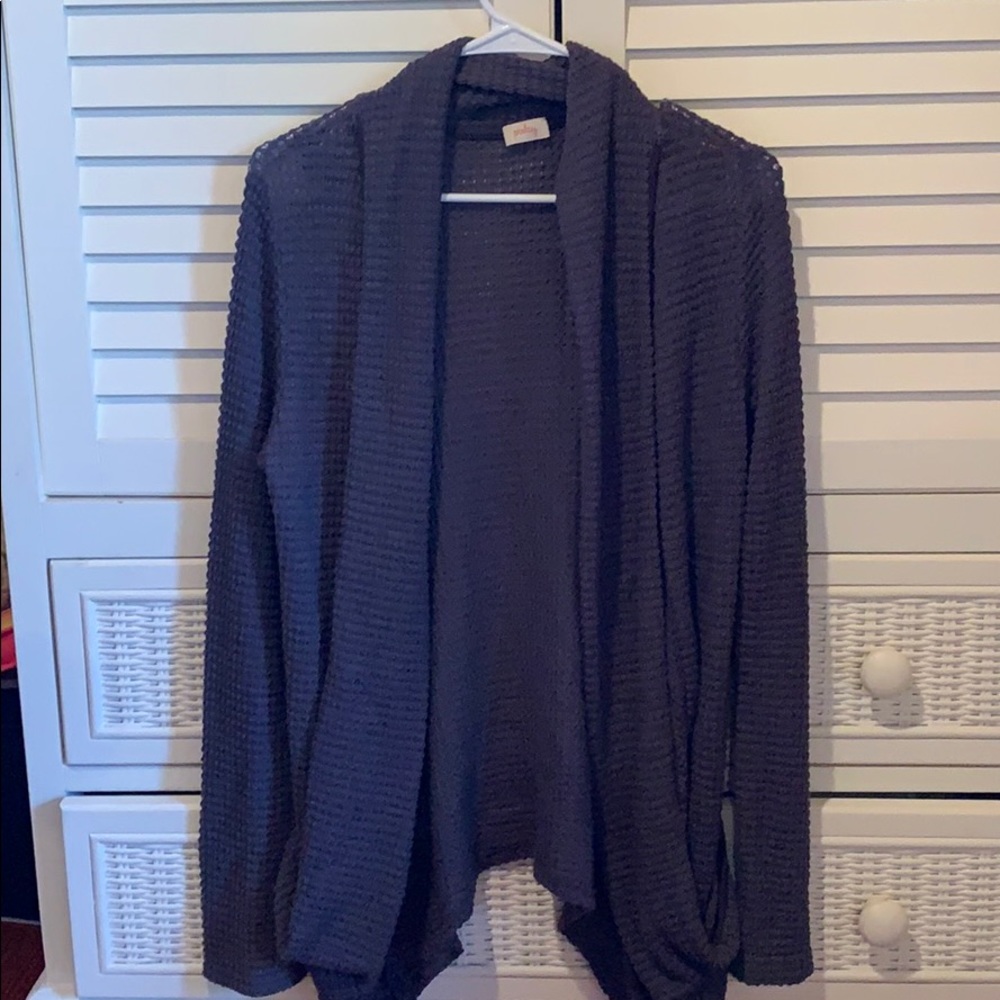 Cardigan sweater